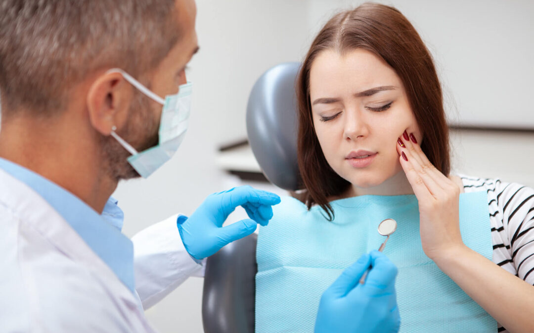 What to Do While Heading to Your Emergency Dentist
